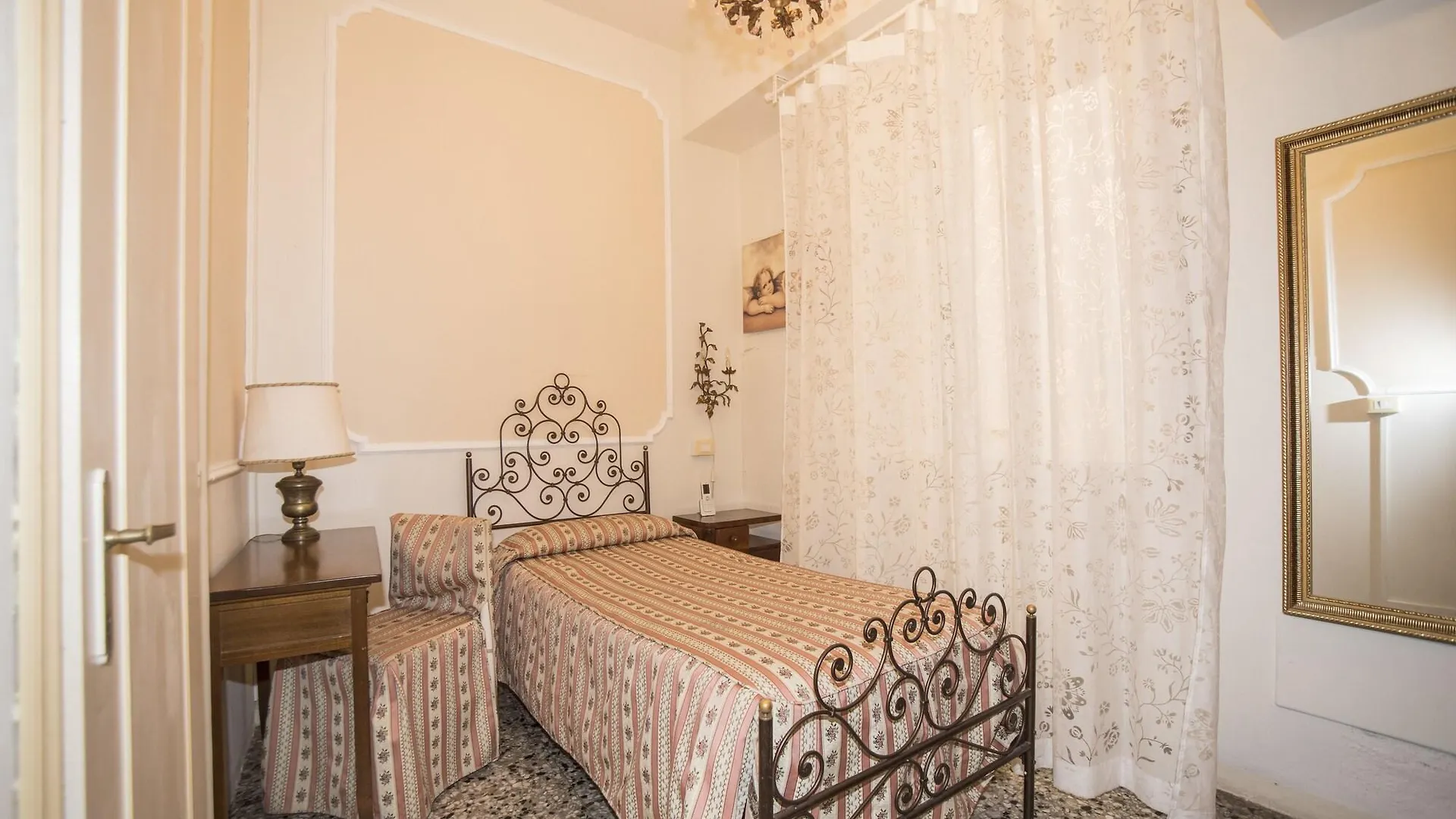 Centro Storico Pisa B&B 2*,  이탈리아