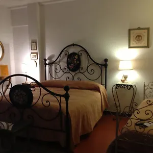 Pensión Cisanello House