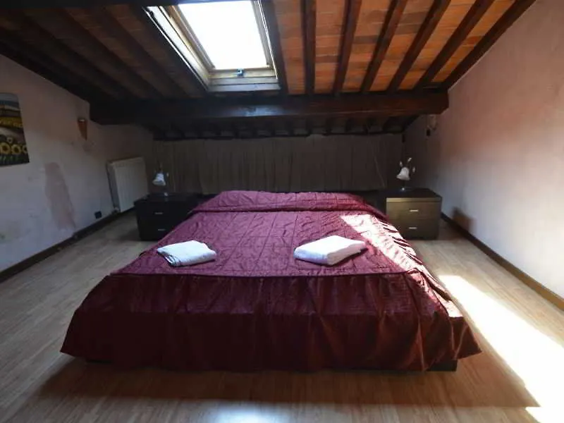 Bed & Breakfast Centro Storico Pisa Bed and Breakfast